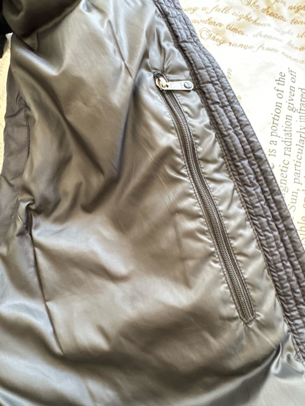Marmot Black down fill puffer Vest - Picture 6 of 15